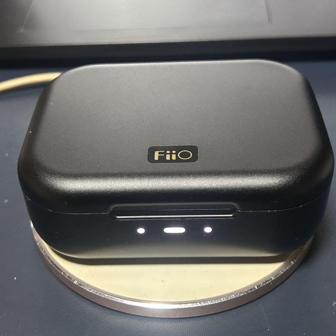 卍 FiiO
