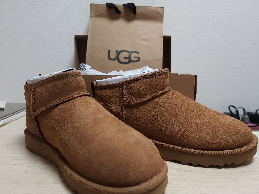 箱 袋付き25cm・UGG