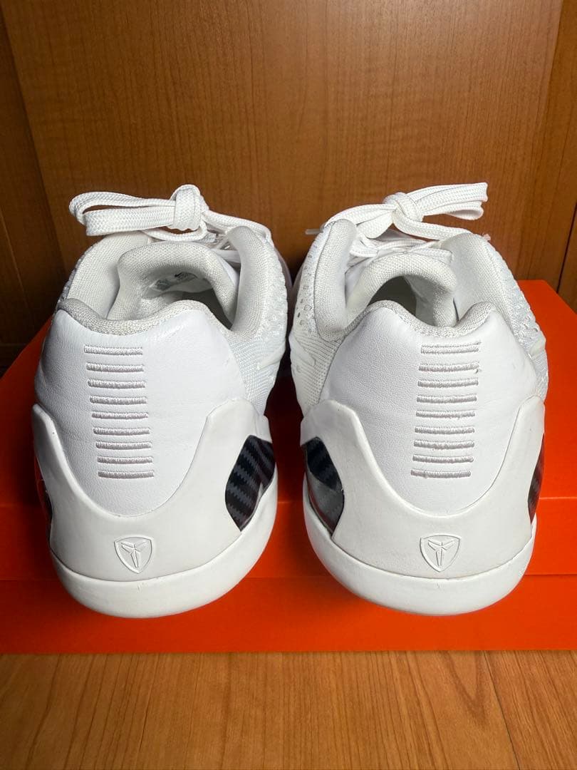 Nike Kobe 9 ジュニア/ホワイト【24センチ】