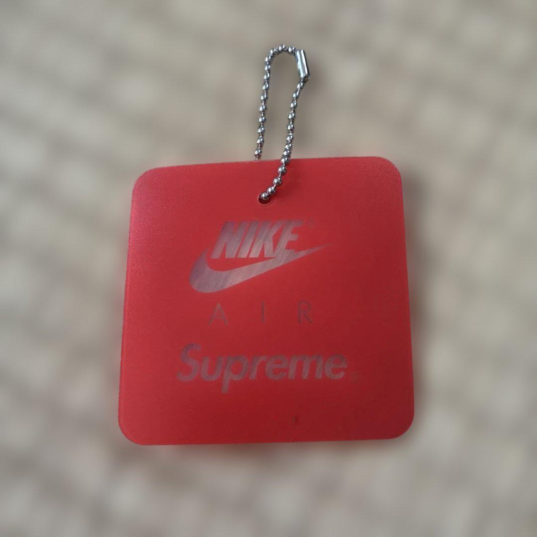 Supreme 赤 キーホルダー Nike Supreme キーホルダー レッド - メルカリ