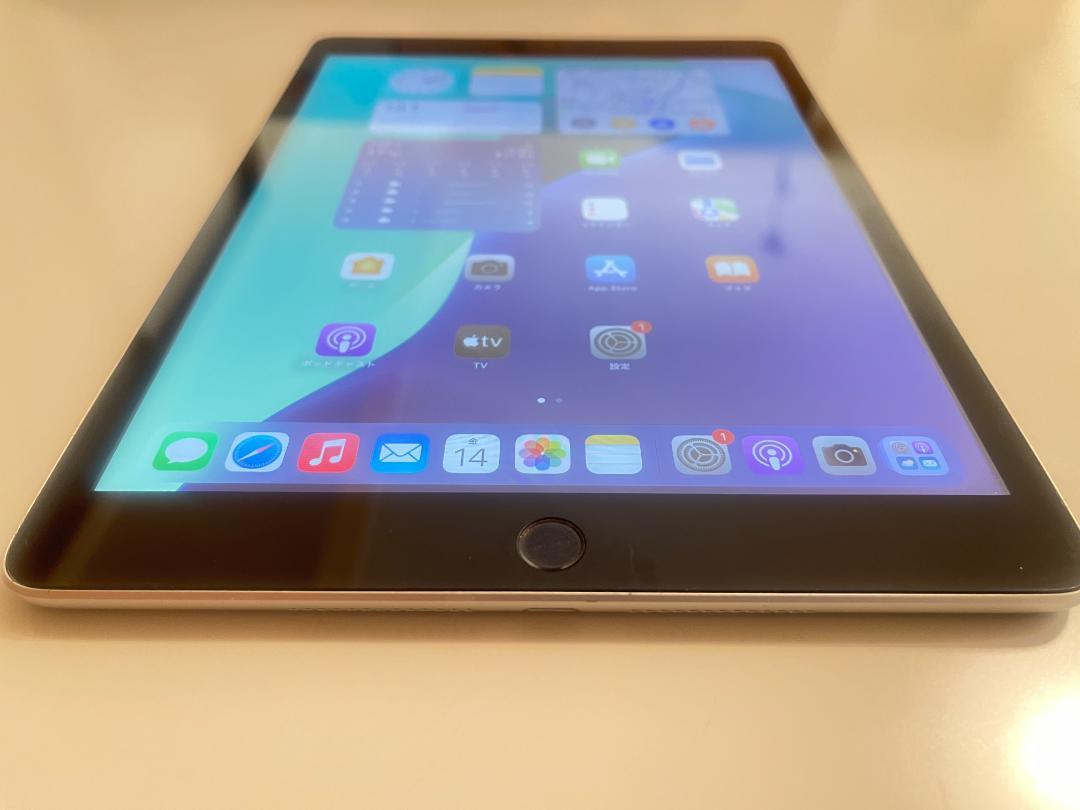 iPad第９世代10.2インチWi-Fi-cell６４GBバッテリー８６%212