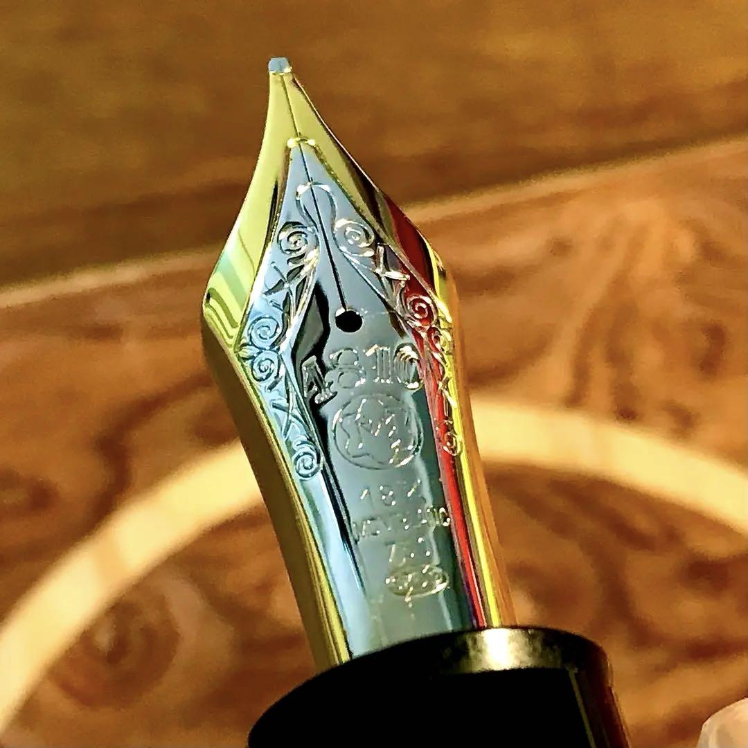 ☆超希少品☆素晴らしいモンブランマイスターシュテック149万年筆(18Ｋ)