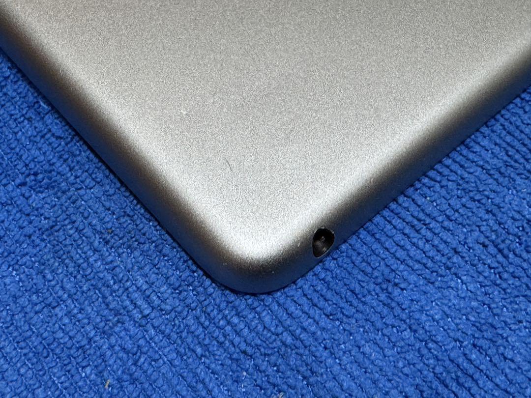 iPad 第6世代 wifiモデル 32GB スペースグレイ①