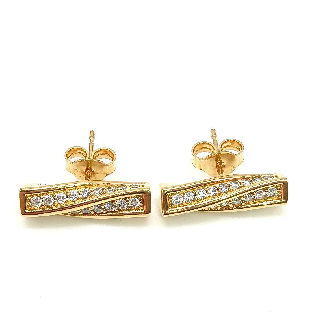 ピアス ゴールド