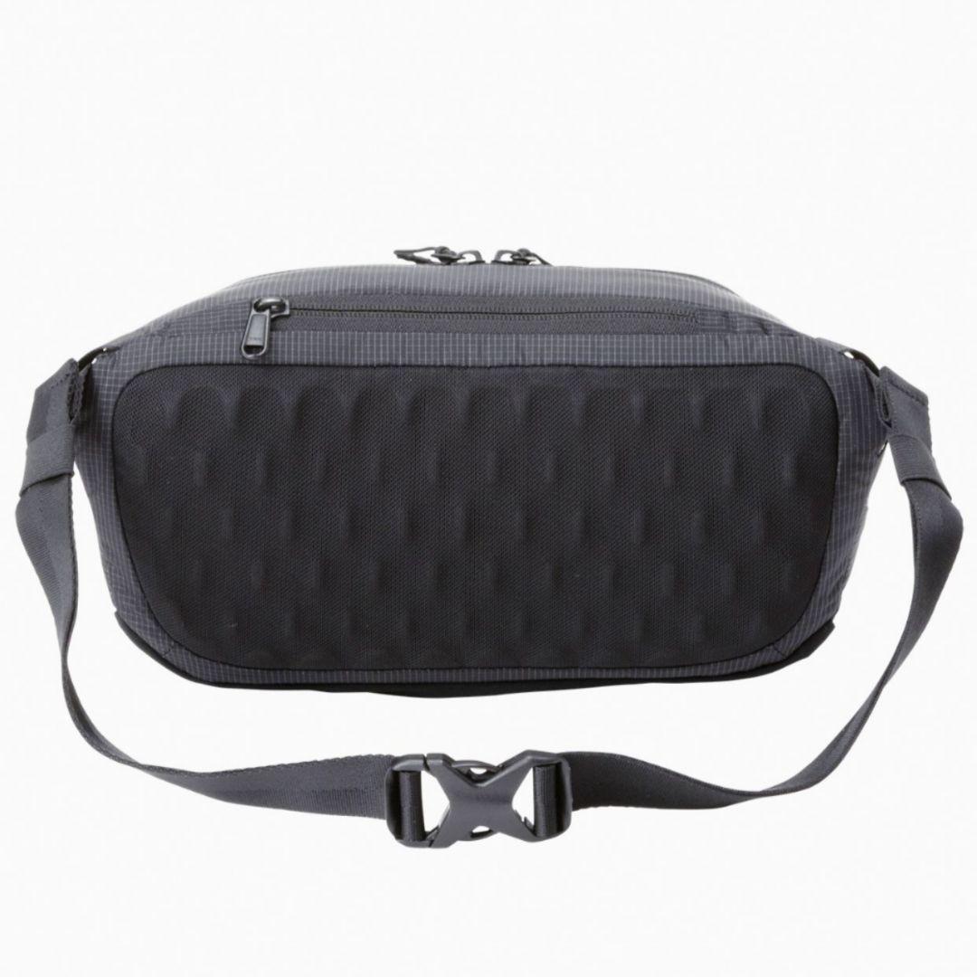 ◆新品◆ THE NORTH FACE 【ヘイジーウェストバック】ブラック 4L