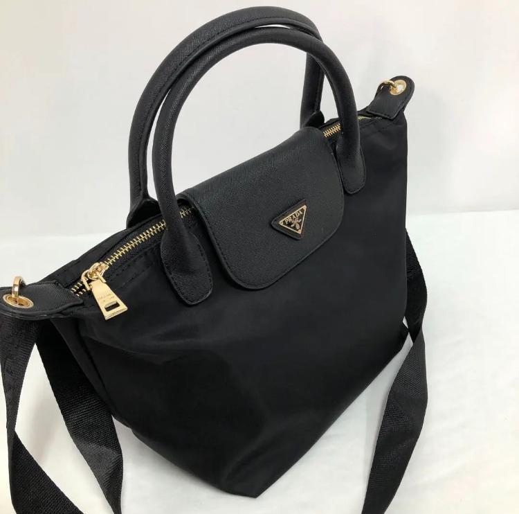 PRADA ノベルティ　ショルダーバッグ～1113