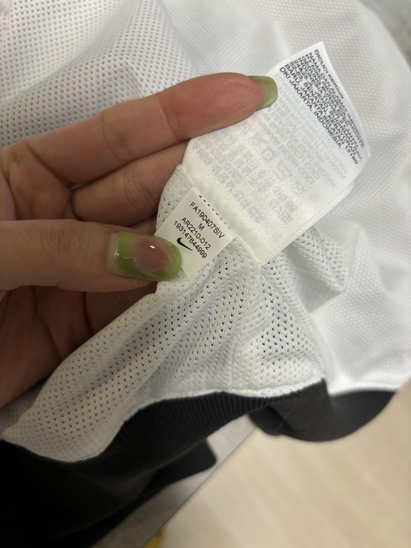 【美品】NIKE ウィンドランナー　Mサイズ