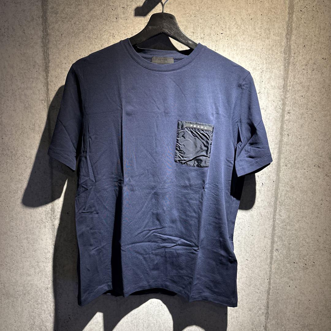 PRADA ロゴポケットTシャツ
