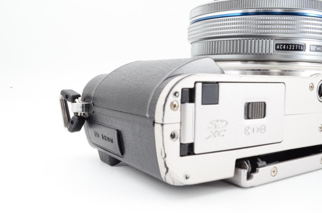 OLYMPUS E-PL9 ミラーレス一眼　ダブルズームレンズキット　ブラック