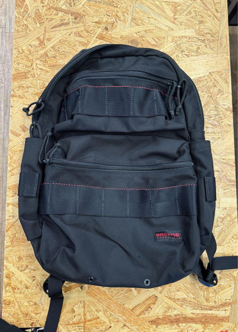 美品　BRIEFING リュック　デイパック  アタックパックBRF136219
