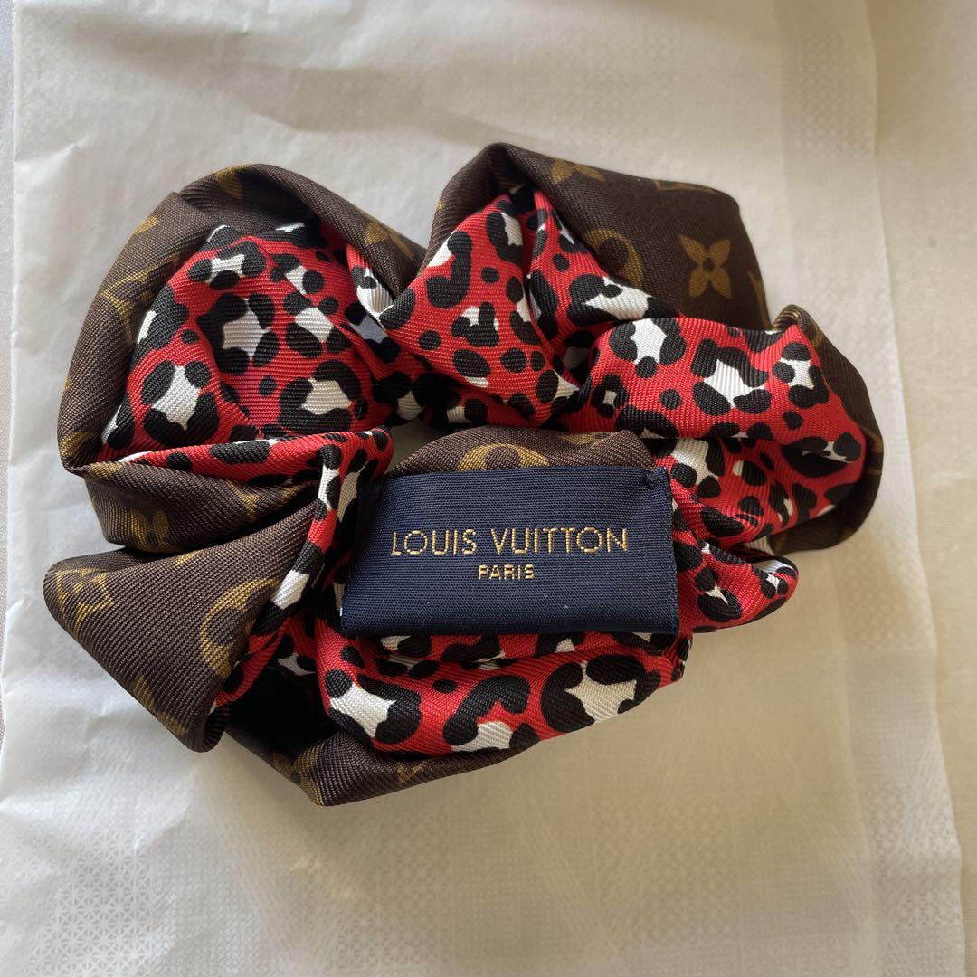 LOUIS　VITTON　ルイヴィトン　シュシュ 楽天市場】≪新品≫ Louis Vuitton ルイヴィトン シュシュ ビー