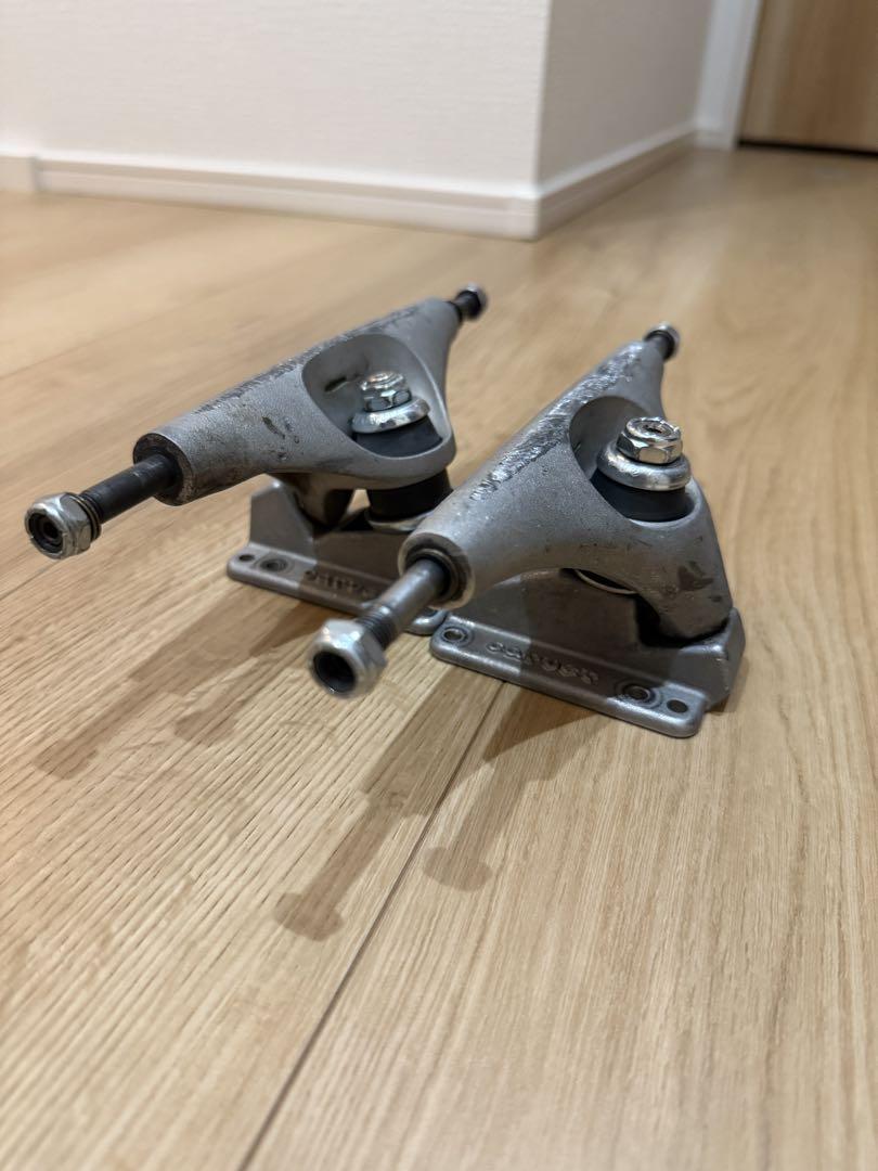 カーバー　C5 トラック　サーフスケート　CARVER スケボー