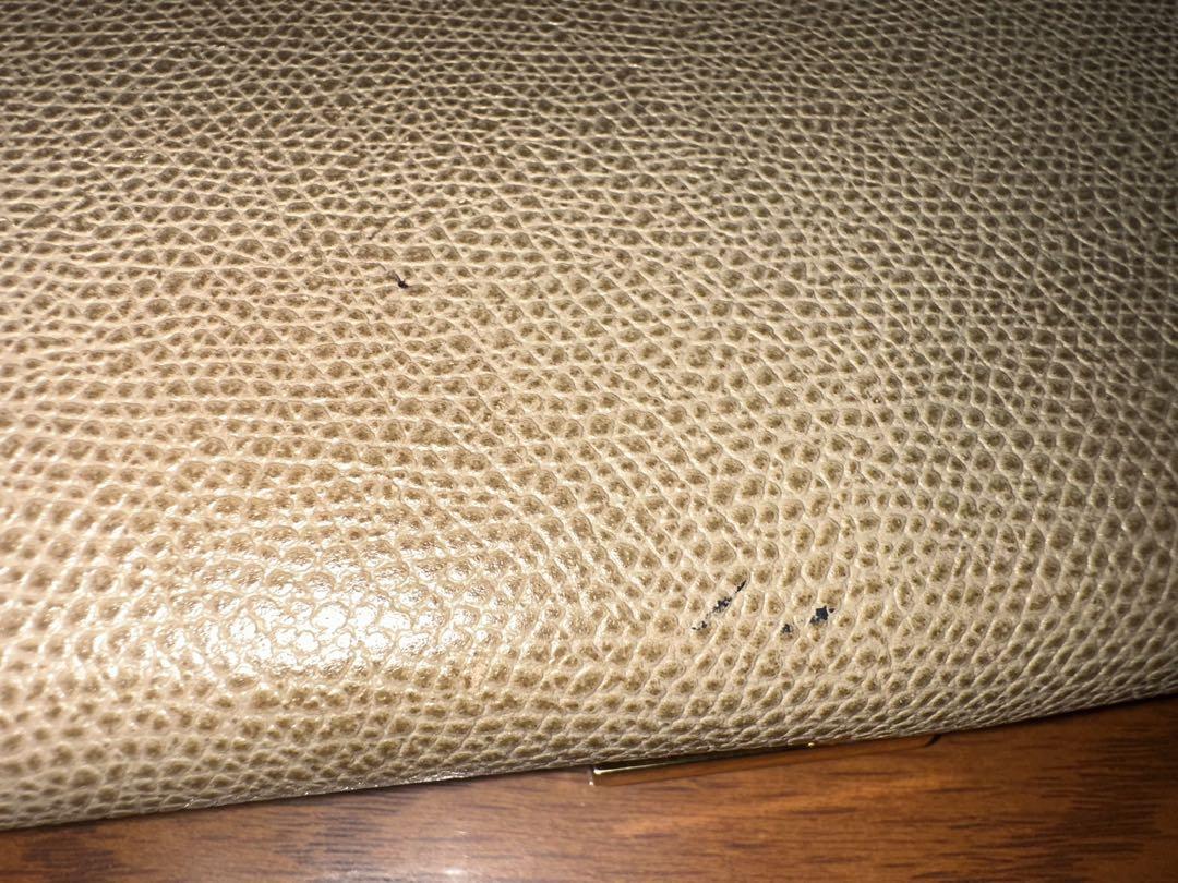 美品✨ ヴァレクストラ　イジィデ　ロングウォレット　ターンロック　箱付　ベージュ