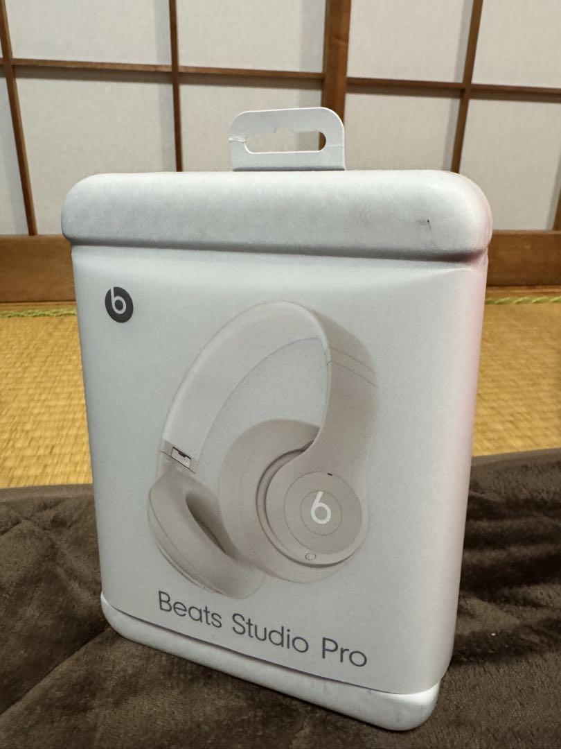 新品、未開封 Beats Studio Pro ワイヤレスヘッドホン ホワイト 新品、未開封 Beats Studio Pro ワイヤレスヘッドホン ホワイト