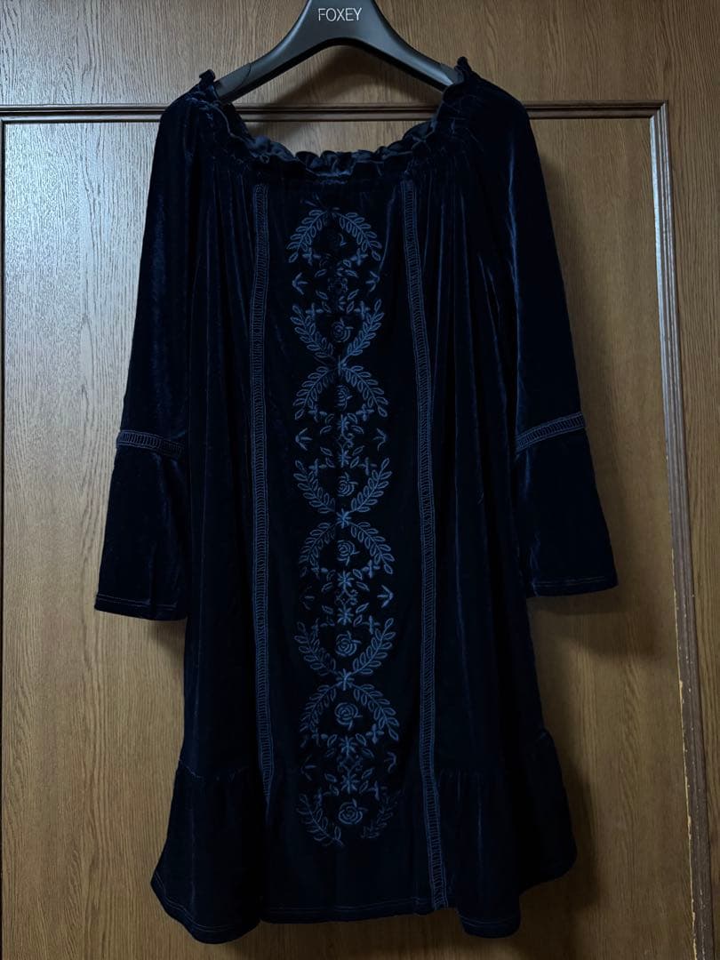 ローズティアラ ベロアチュニック 大きいサイズ42 ネイビー 刺繍3XL 4L Rose Tiara