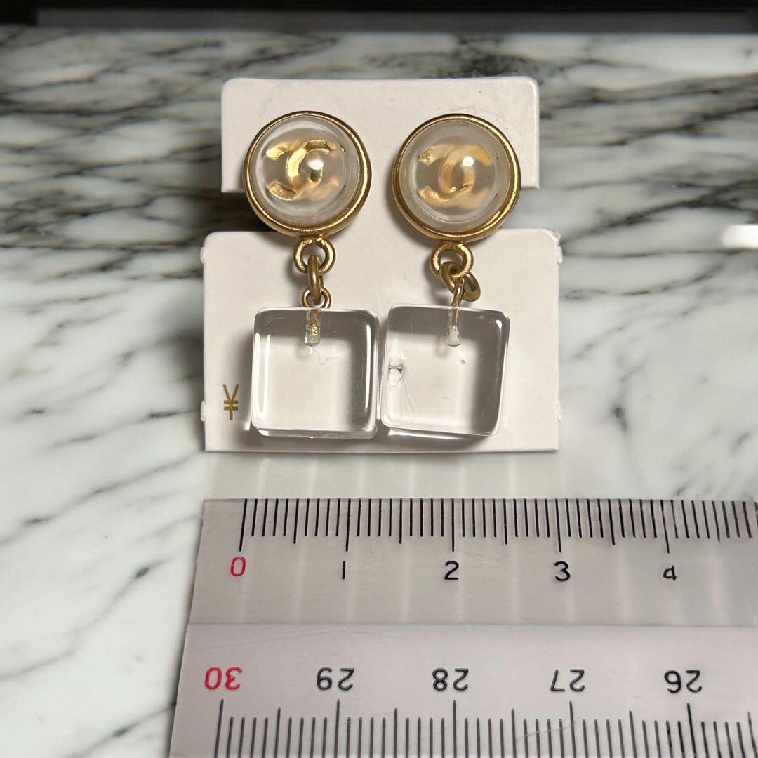 CHANEL ゴールドクリアドロップピアス