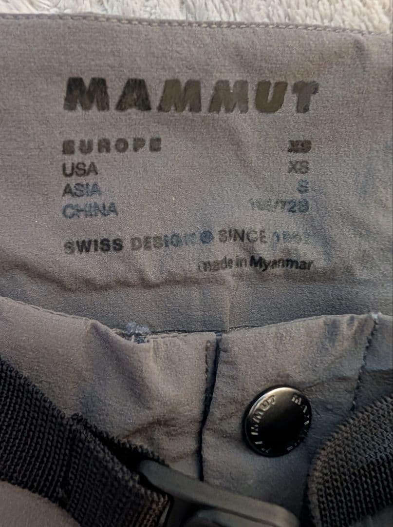 [匿名配送] MAMMUT ショートパンツ XS オリーブ グレー　2枚セット