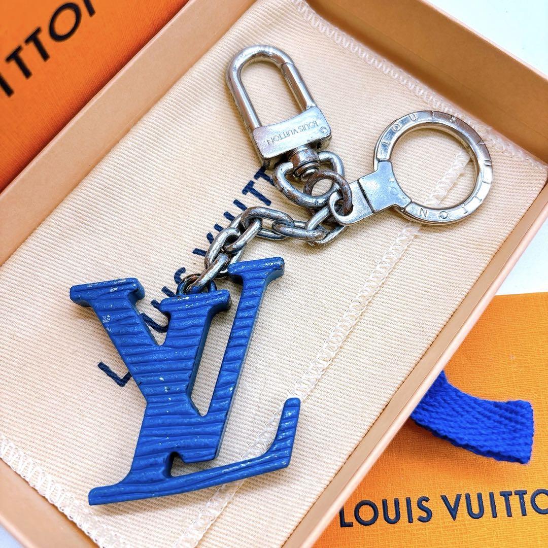 Louis Vuitton ポルトクレ イニシャル キーホルダー キーリング ルイヴィトンポルトクレイニシャル LV キーリング シルバー ユニ