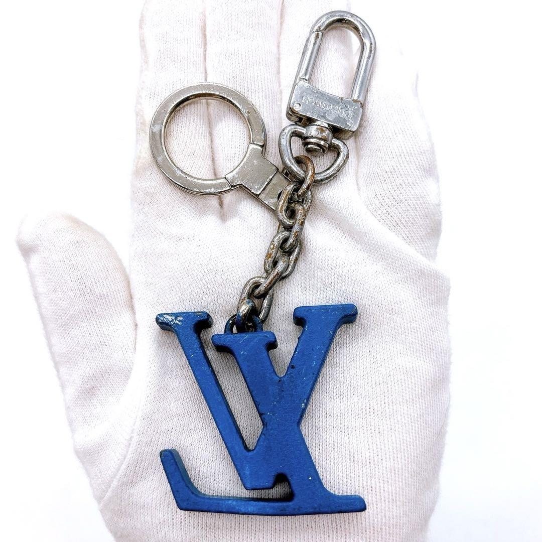 Louis Vuitton LV イニシャル キーホルダー LOUIS VUITTON ポルトクレ イニシャル キーホルダー M67148