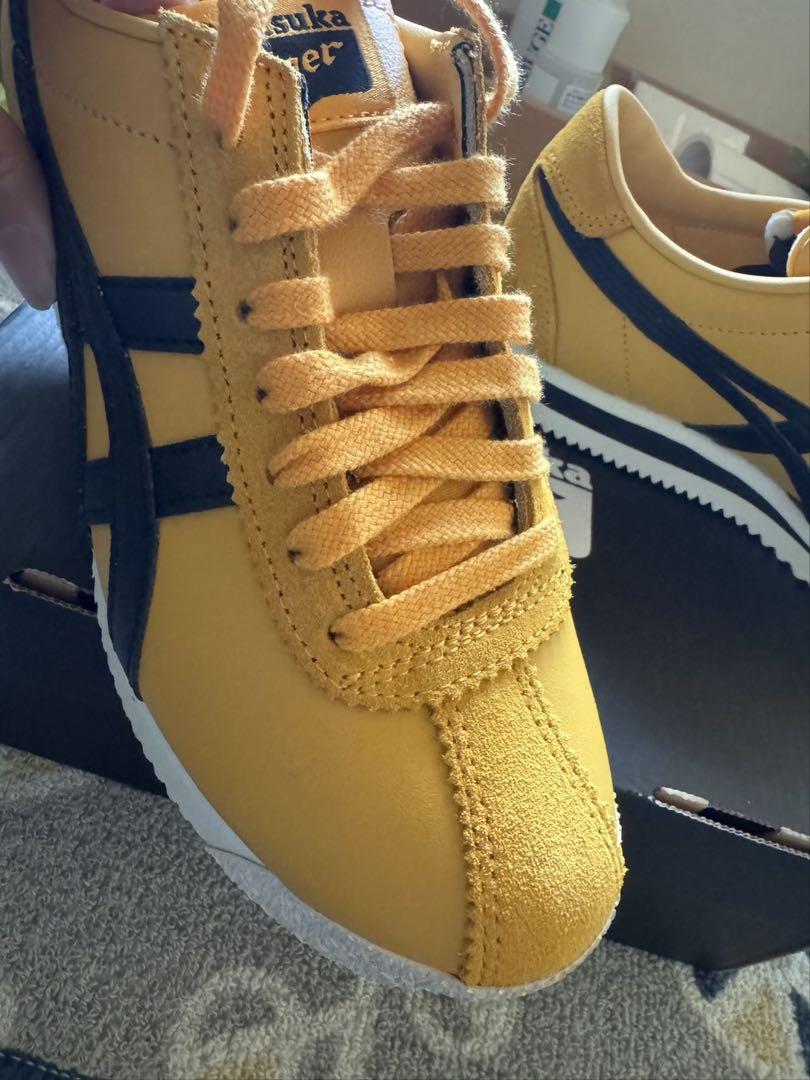 新品未使用Onitsuka Tiger Tiger Corsair 37サイズ 新品未使用Onitsuka Tiger Tiger Corsair 37サイズ