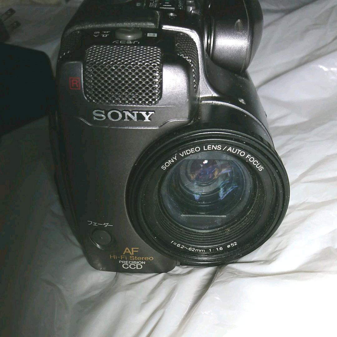 ☆Handycam video Hi8 (CCD-TR900)&(AC-S15)