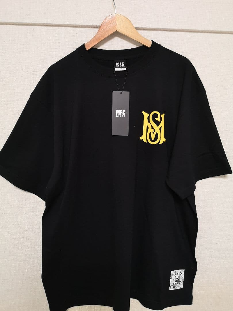 浜崎あゆみ✖MFCSTORE ブラック✖イエローTシャツ XXLMFC STORE