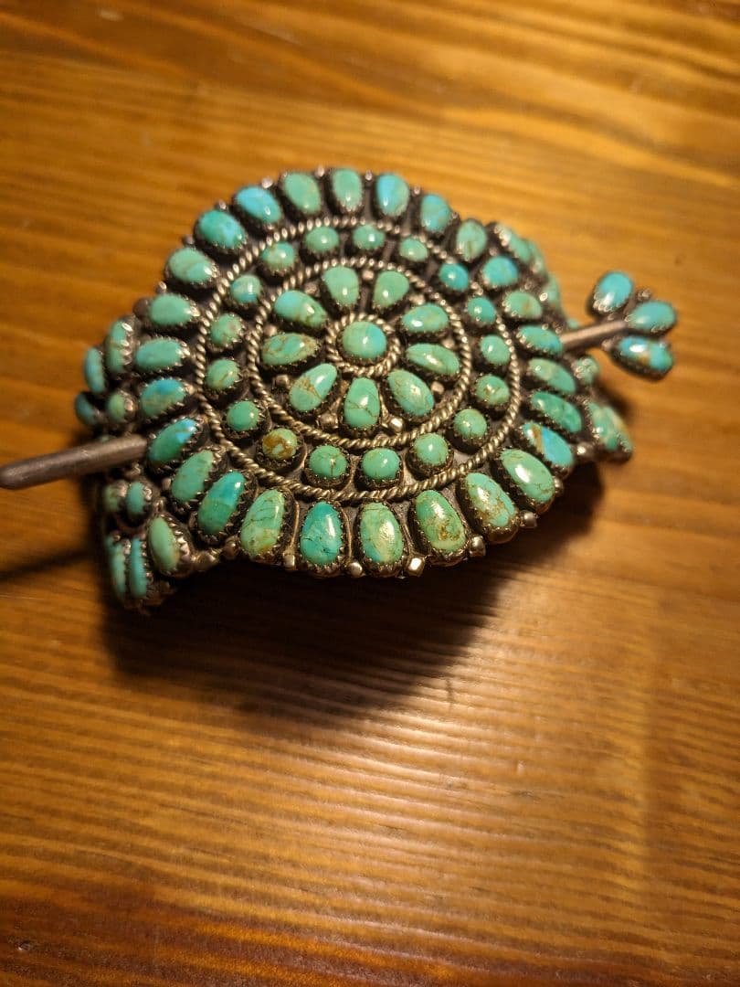 グリーンターコイズ