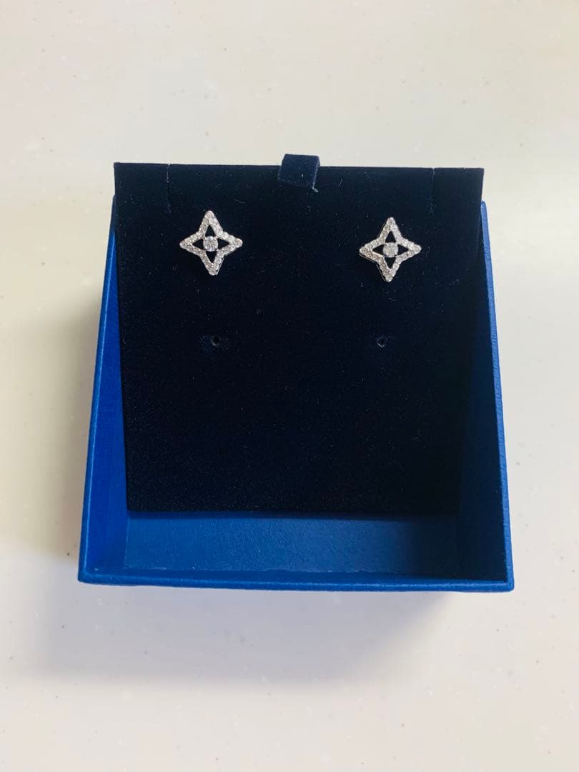 スワロフスキー Swarovski