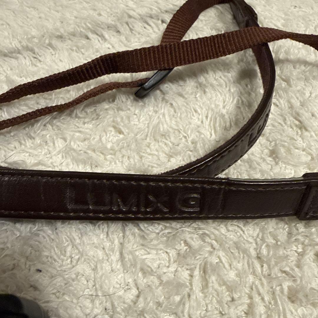 Panasonic GF7 ミラーレス一眼　単焦点レンズ付　25mm f/1.8