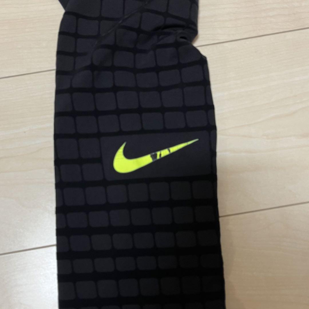 NIKE PRO COMBAT DRI-FITリカバリー ハイパータイト タイツ