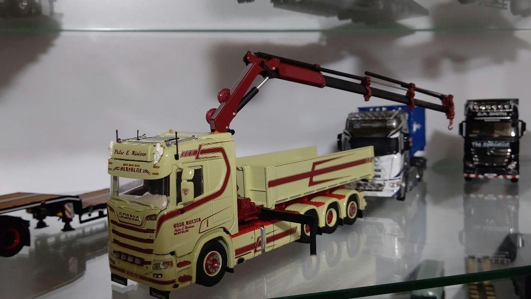 テクノ希少モデル1/50 スカニアクレーン付きトラック