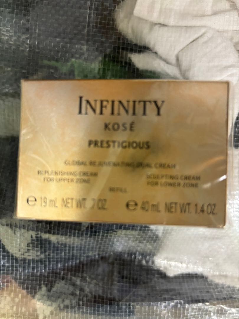 インフィニティ　プレステジアス デュアル　クリーム