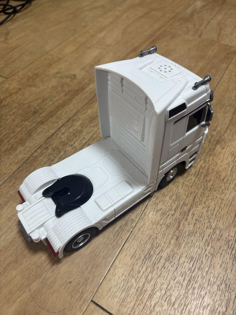 ラジコントレーラー 1/32 メルセデス ベンツ アクトロス Amazon.co.jp: 1:32 メルセデス ベンツ アクトロス トレーラー
