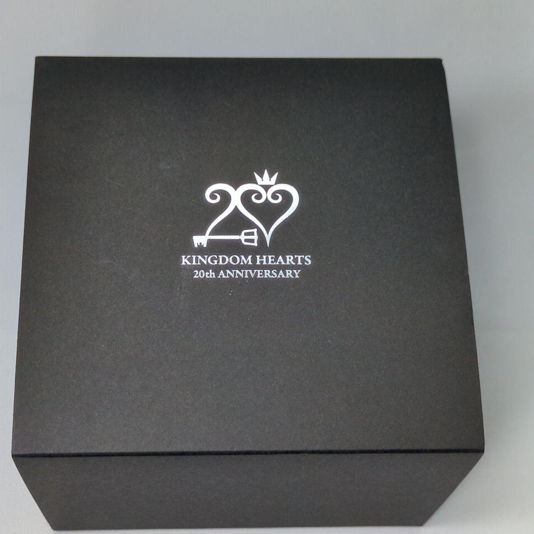 レア キングダムハーツ 20th オートマティック ウォッチ ラウンドオープンハート♥に近い