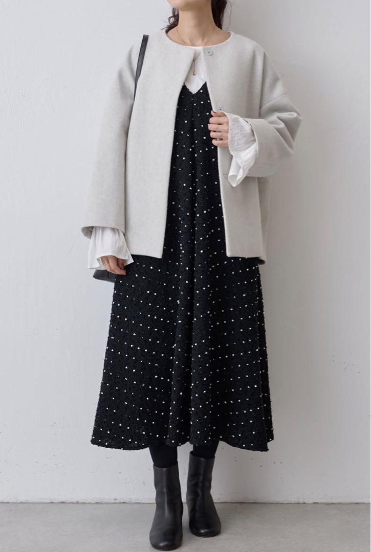 未使用品BEARDSLEY  後ろぷっくりウールショートコート