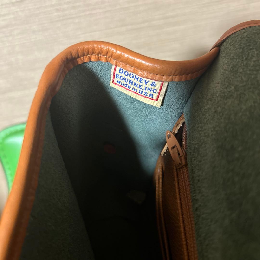 ショルダーバッグ