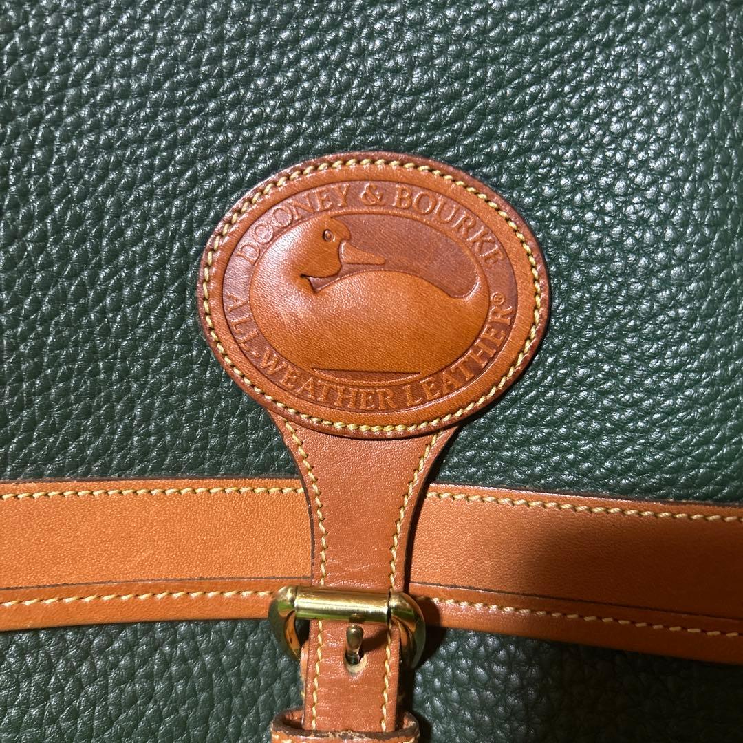 ショルダーバッグ