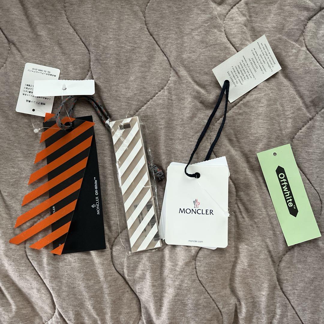 破格)Off white × Moncler コラボ　スウェット　M 楽天市場】オフホワイト モンクレール（メンズファッション）の通販