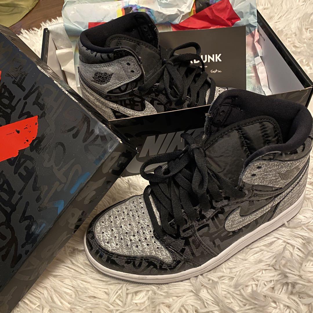 大幅値下げ中！Nikeナイキ エアージョーダン1ハイオリジナル  リベリオネア