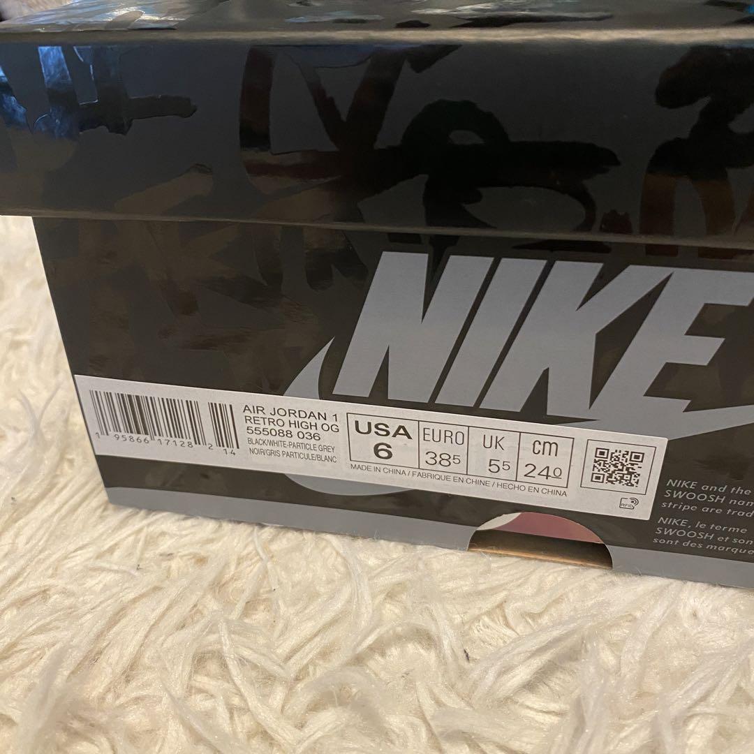 大幅値下げ中！Nikeナイキ エアージョーダン1ハイオリジナル  リベリオネア