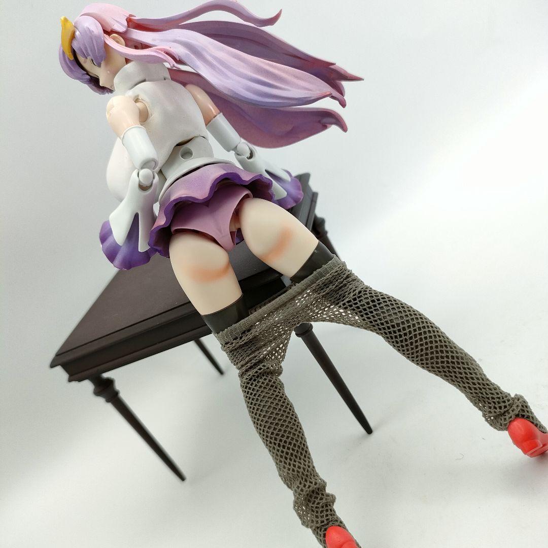 Figure-rise Standard　ラクス・クライン　黒網タイツ　ミニスカ