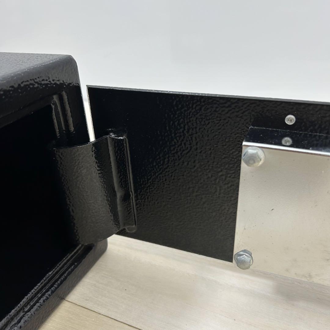 SentrySafeセントリー クラシカルキー式 セキュリティ 保管庫 金庫