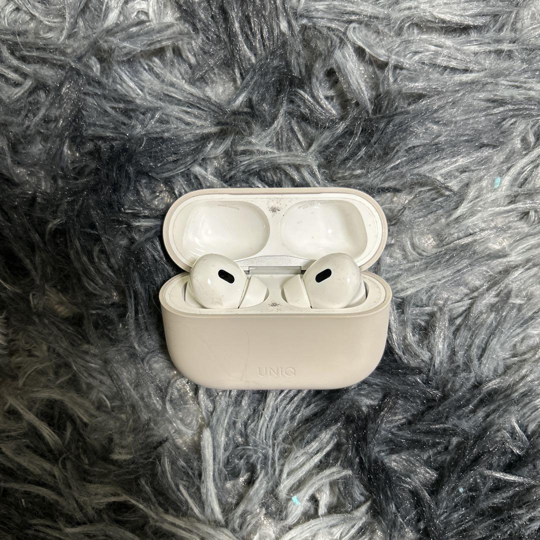 AirPods