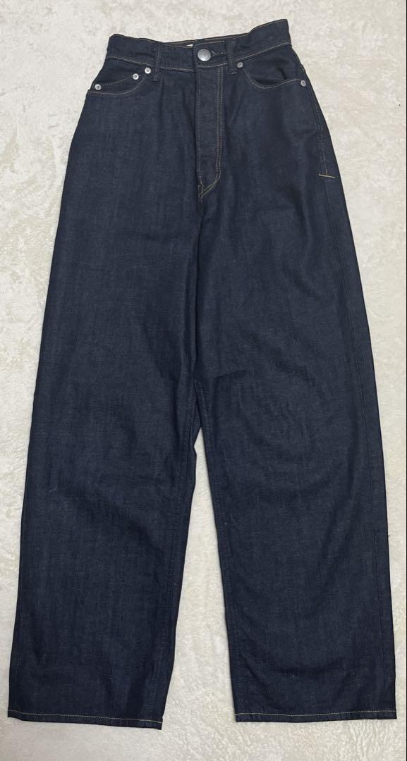 YANUK/ヤヌーク　JOAN ルーズストレートデニム　22 試着のみ　美品