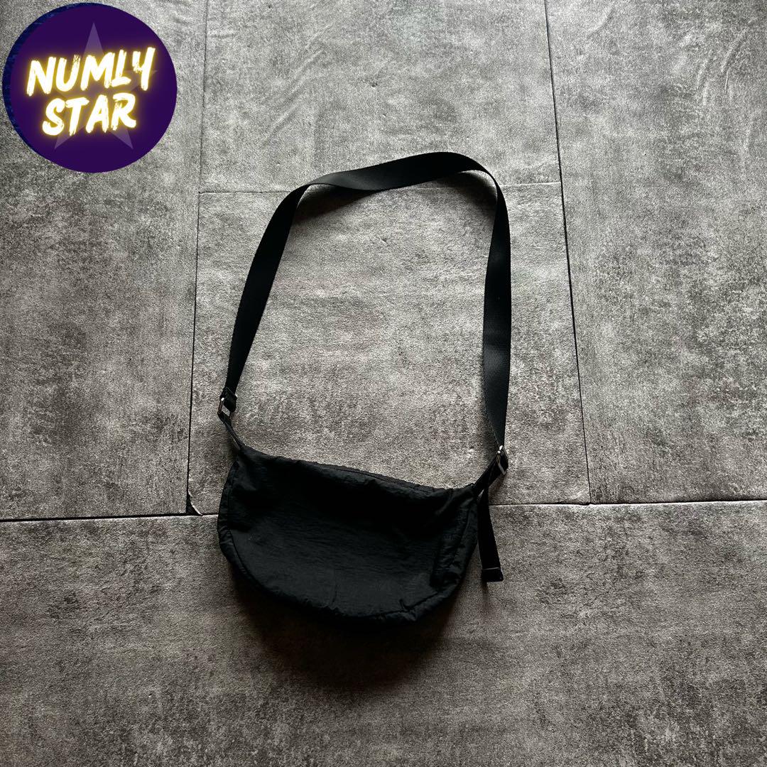 archive grunge nylon shoulder bag black