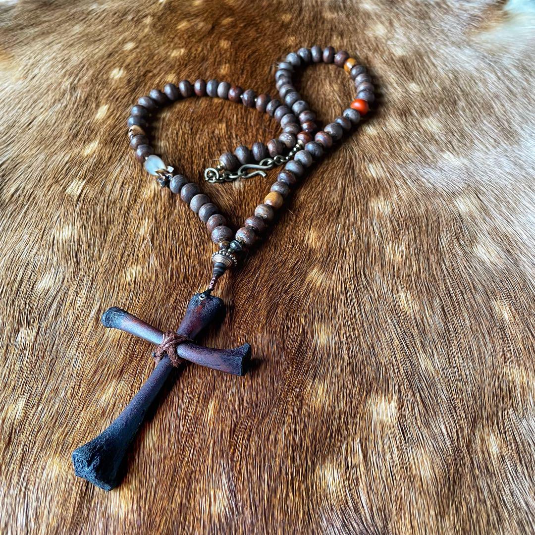 ネックレス・ペンダント fighting cock \"Real bone cross \"necklace
