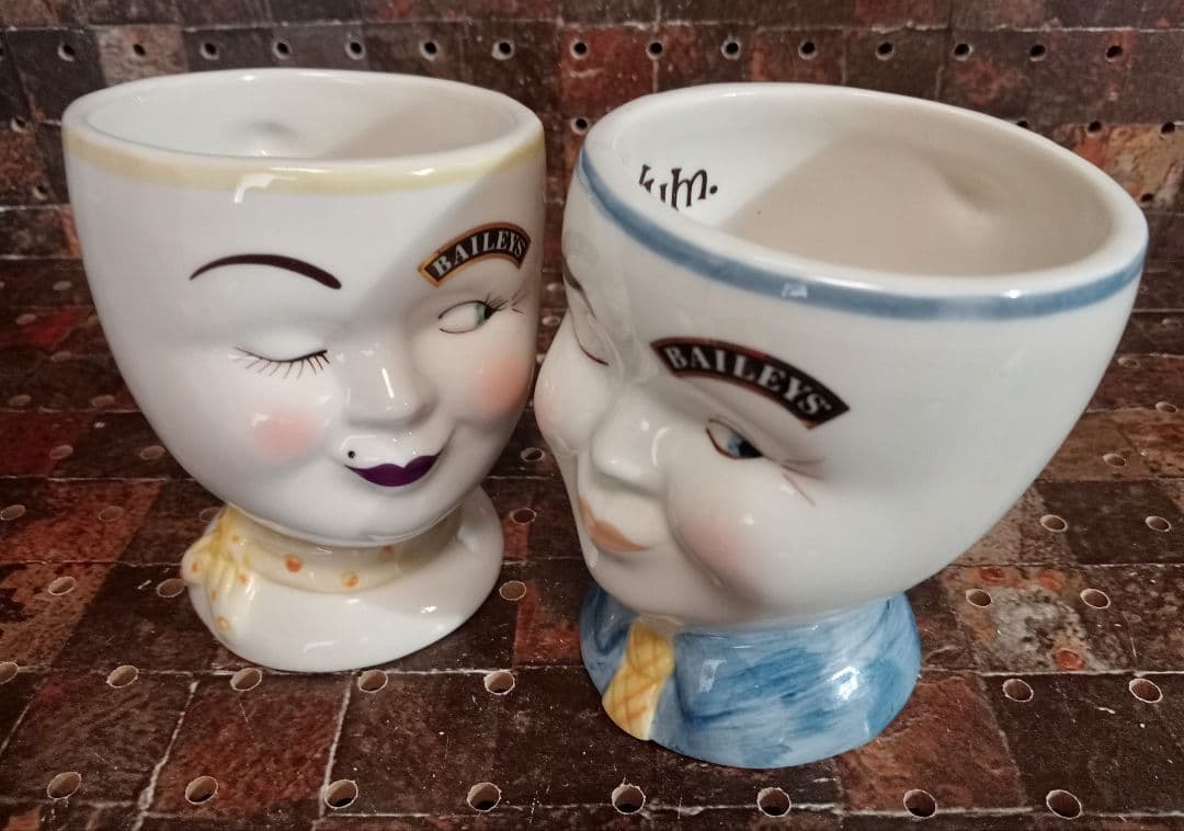 日本未発売1997年 コレクター アイテムベイリーズウィンキングペアマグBaileys