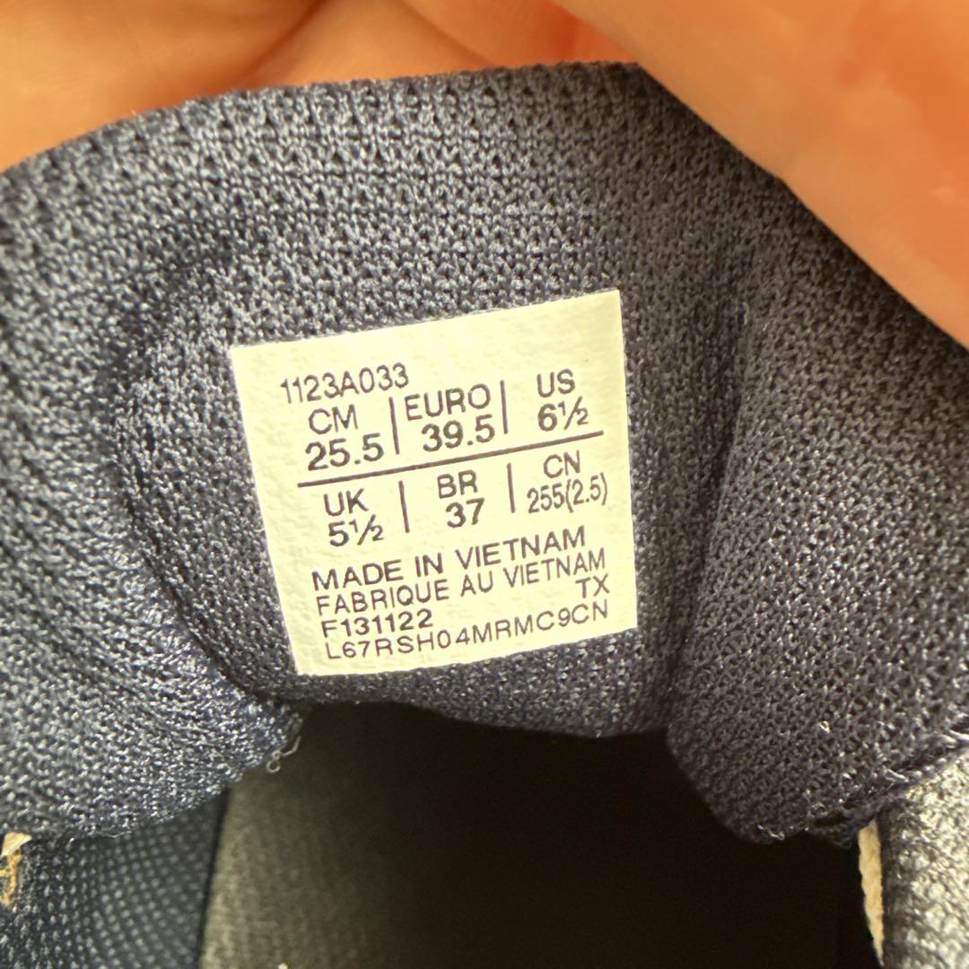 asics スパイクシューズ ホワイト/ブラック