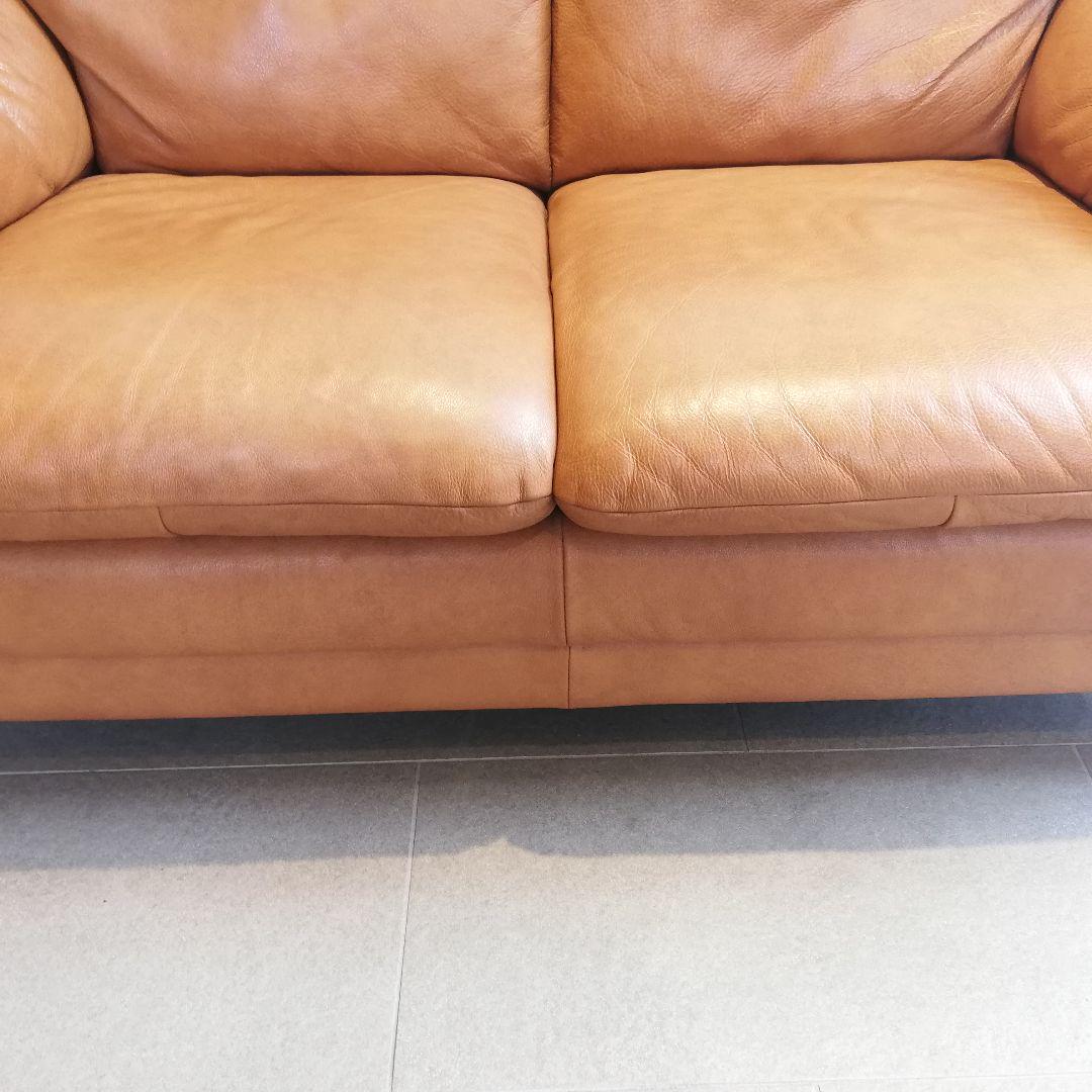 秋が来た!セール◇NATUZZI イタリア製 総革ソファ 2シーター 秋が来た!セール◇NATUZZI イタリア製 総革ソファ 2シーター