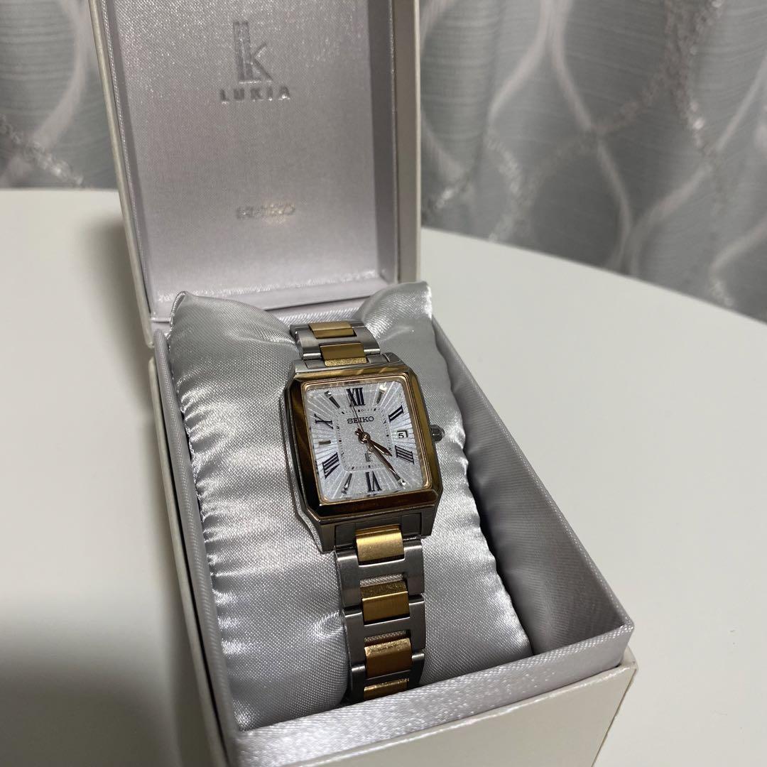 SEIKO LUKIA セイコー ルキア スクエア SSVW098 電波ソーラー 時計